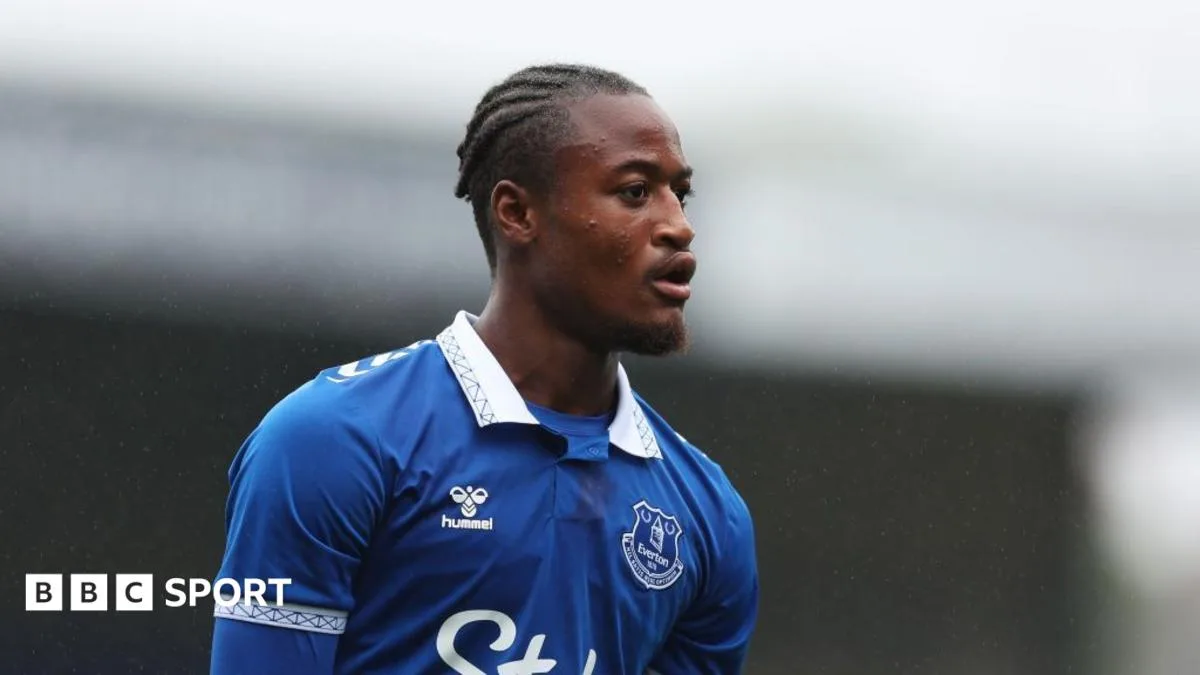 Everton's Sherif fined for breaching betting rules
