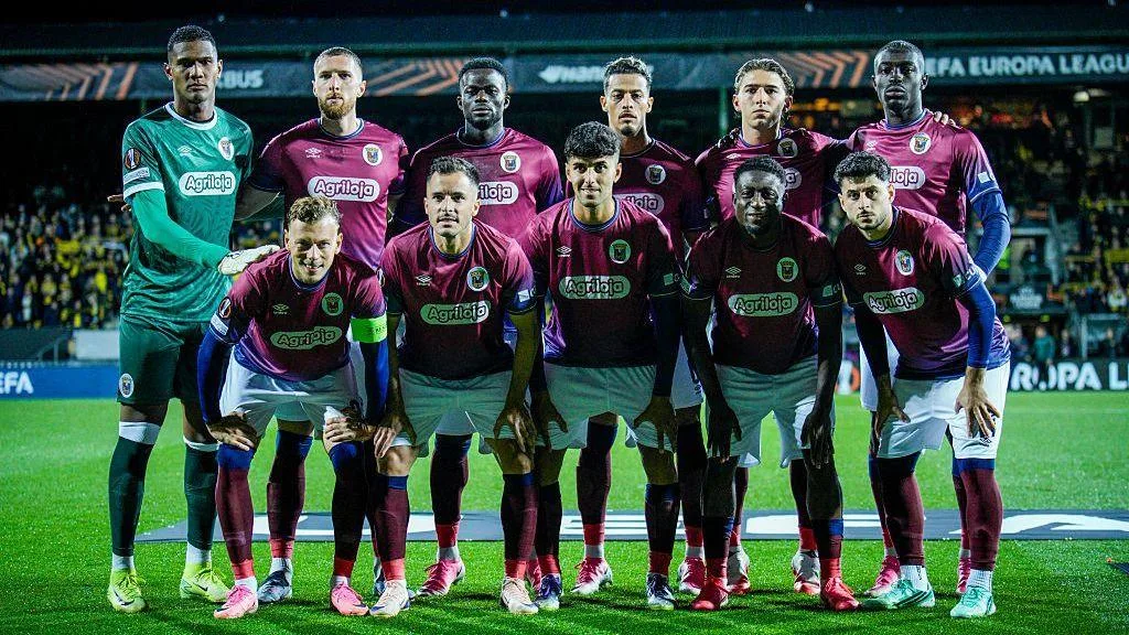 A Torreense team photo ahead of their match against Lillestrom