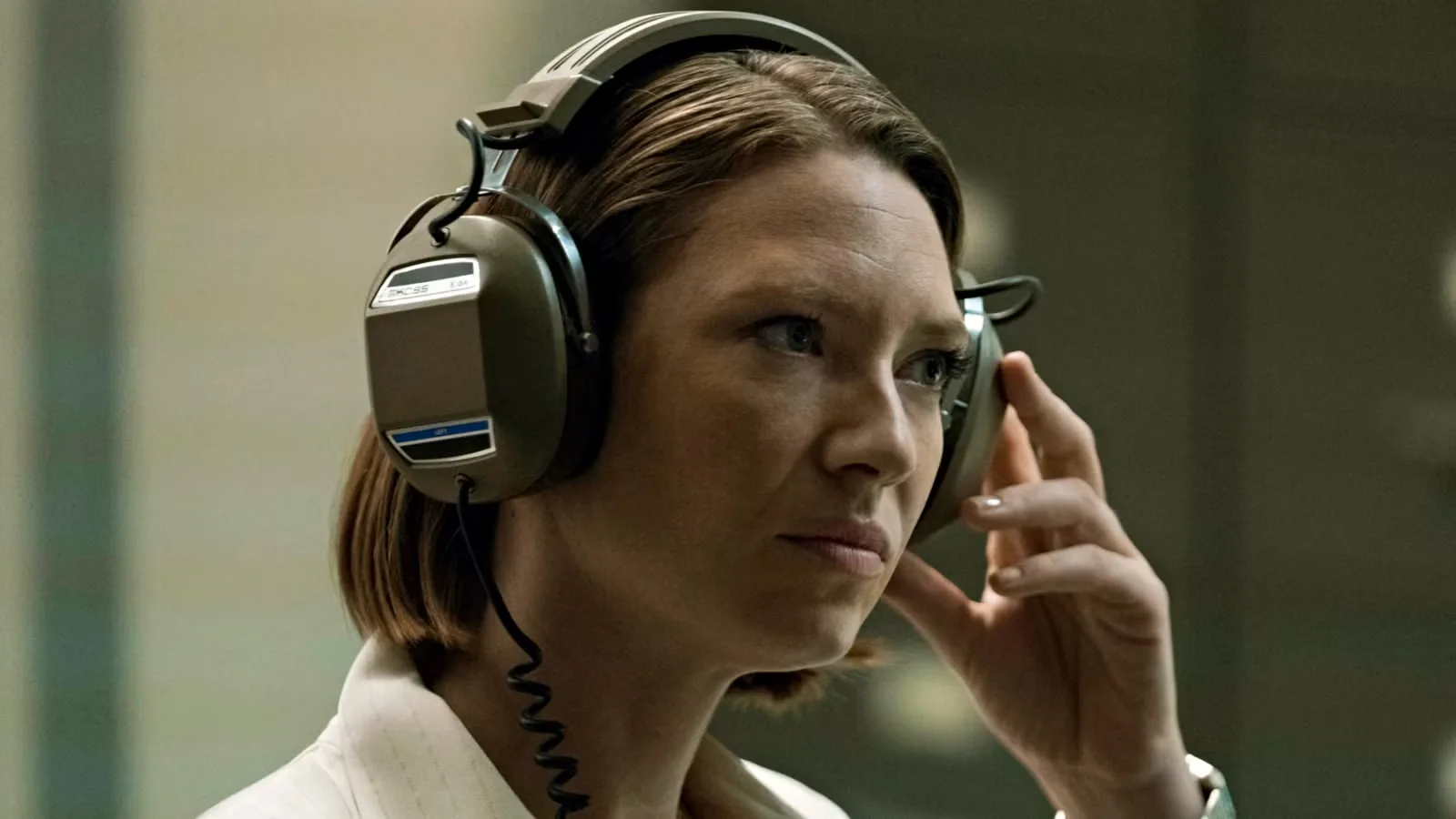 Forget 'Mindhunter,' Russell Crowe's New Crime Thriller Is Officially a Netflix Super-Hit