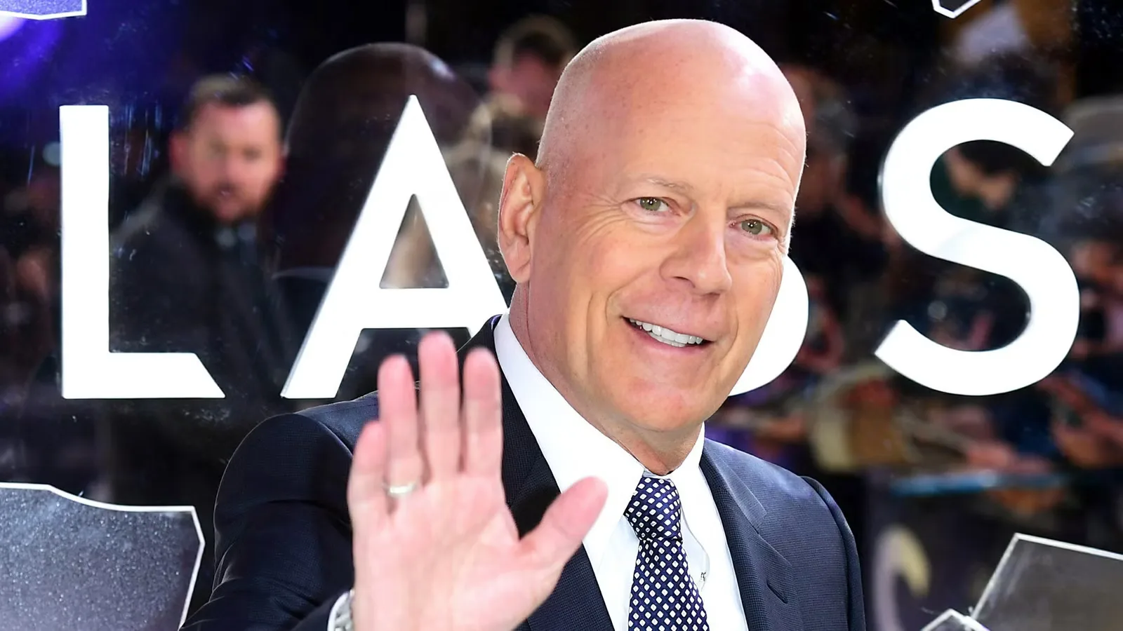 Bruce Willis’ 126-Minute Sci-Fi Classic Is Officially a Netflix Hit