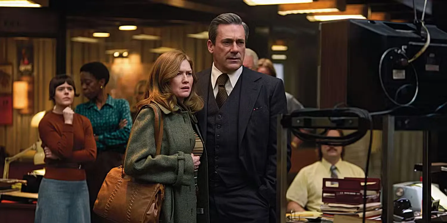 Fred and Barbara Heckman in the WIBC newsroom in 'American Hostage'