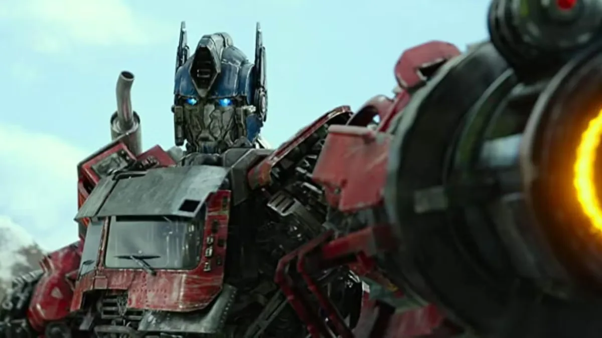 Steven Spielberg Officially on Board To Lead New 'Transformers' Movie