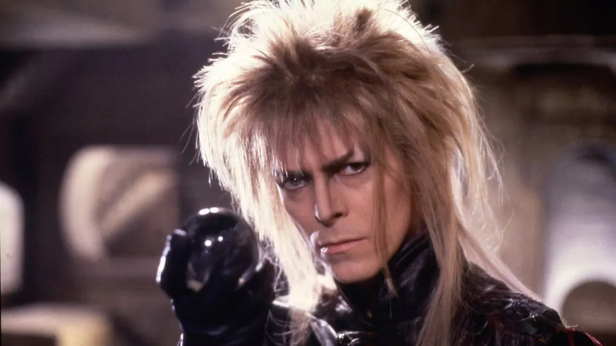 Magic: The Gathering is officially reprinting a despised $35 artifact with dazzling David Bowie art